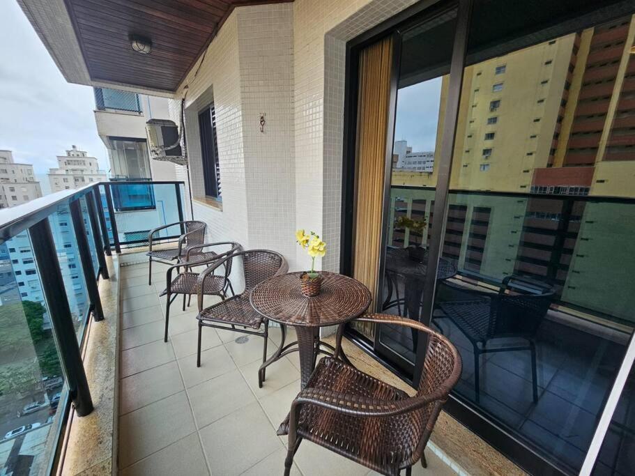Flat Capitania Varam 143 Pitangueiras Guarujá Exterior photo