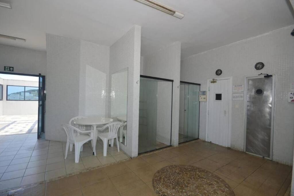 Flat Capitania Varam 143 Pitangueiras Guarujá Exterior photo